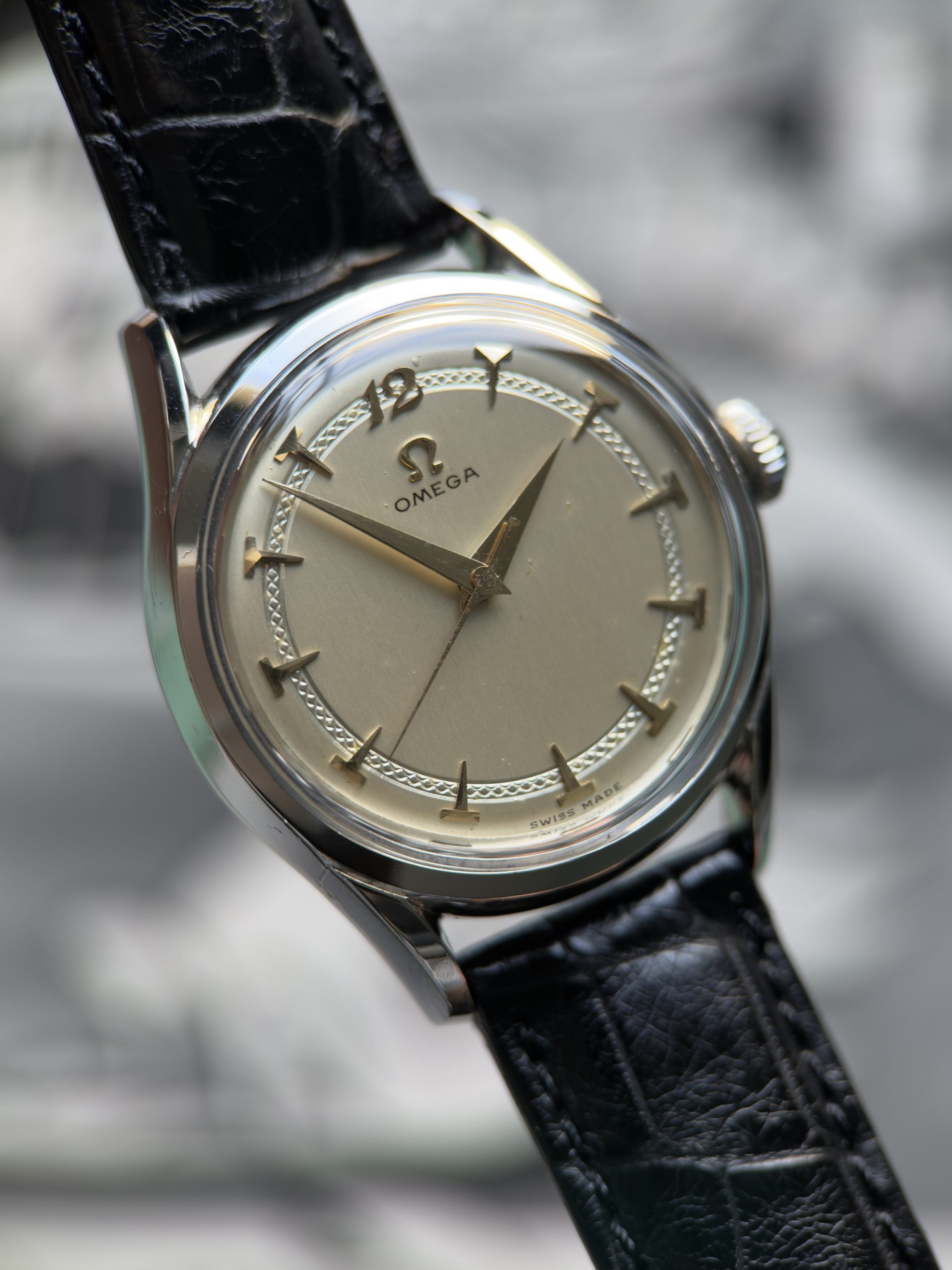 Omega 2667 cadran "T"